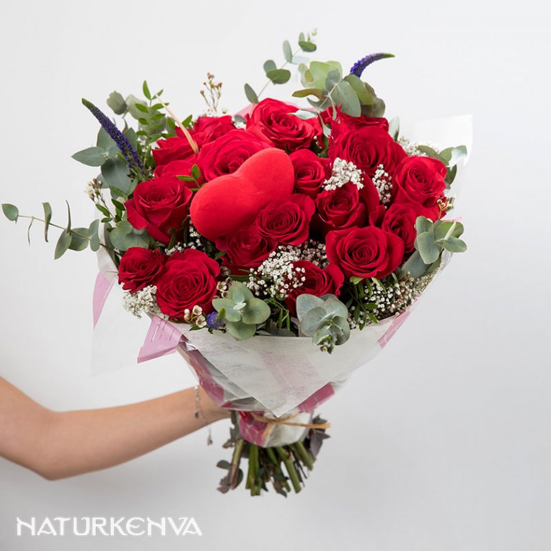 recepción espacio Mirar fijamente 10 ramos de rosas para triunfar en San Valentín 2021 : , Naturkenva | Ramos  de flores para regalar